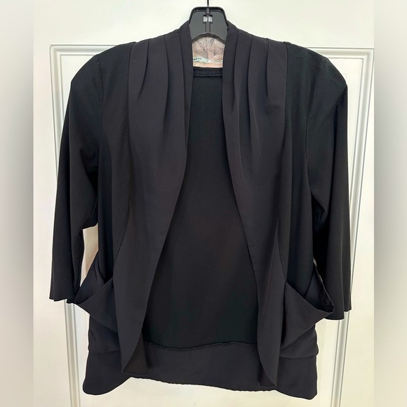 Kimchi Blue flowy blazer - Picture 3 of 4